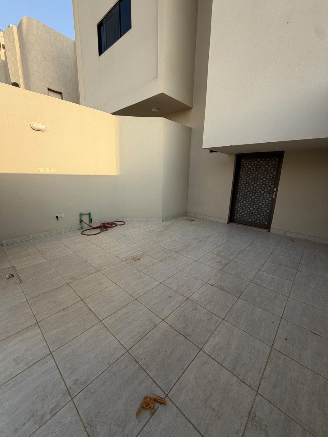 وحدة علوية للايجار