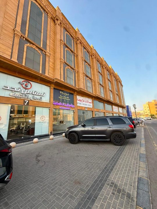 شقة موثثة علوية مدخل مشترك للإيجار رقم 1